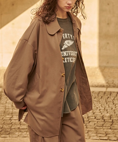 kha:ki(カーキ)の「「KHA:KI / カーキ」ワイドカラーオーバージャケット(ダウンジャケット/コート・レディース・ブラウン/カーキ/ダークネイビー・2/1)」の6枚目の写真