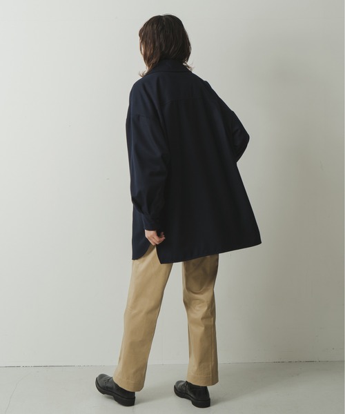 kha:ki(カーキ)の「「KHA:KI / カーキ」ワイドカラーオーバージャケット(ダウンジャケット/コート・レディース・ブラウン/カーキ/ダークネイビー・2/1)」の11枚目の写真