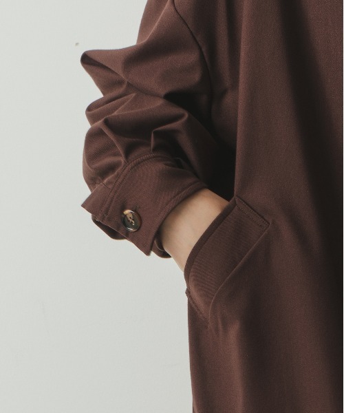 kha:ki(カーキ)の「「KHA:KI / カーキ」ワイドカラーオーバージャケット(ダウンジャケット/コート・レディース・ブラウン/カーキ/ダークネイビー・2/1)」の20枚目の写真