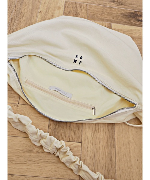 JUMELLE（ジュメロ）の「メッセンジャーバッグ（メッセンジャーバッグ・レディース・ブルー/ホワイト・FREE）」の21枚目の写真