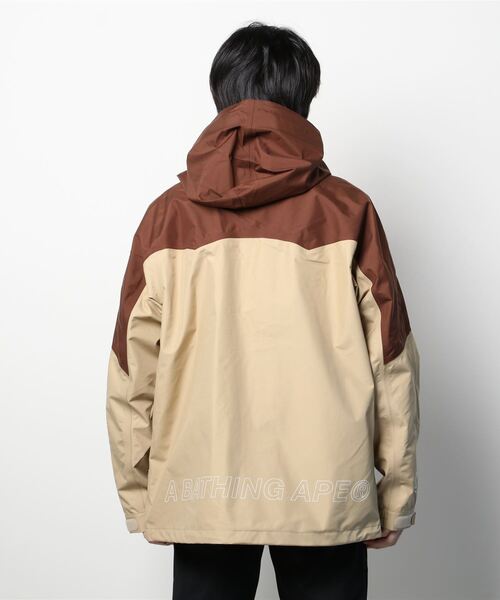 A BATHING APE（アベイシングエイプ）の「BAPE 3 LAYER HOODIE JACKET M（マウンテンパーカー・メンズ・ベージュ/ブラック・LARGE/MEDIUM/XX-LARGE/X-LARGE/SMALL）」の6枚目の写真