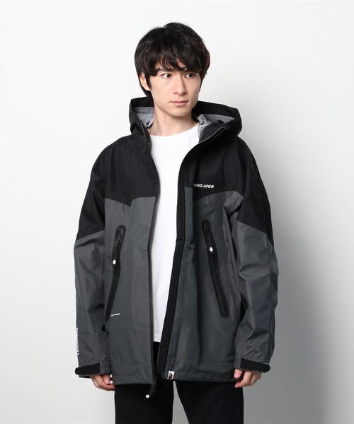 A BATHING APE（アベイシングエイプ）の「BAPE 3 LAYER HOODIE JACKET M（マウンテンパーカー・メンズ・ベージュ/ブラック・LARGE/MEDIUM/XX-LARGE/X-LARGE/SMALL）」の12枚目の写真