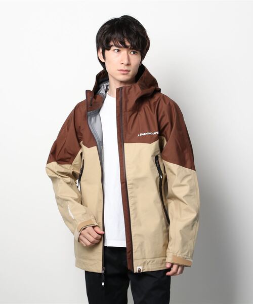 A BATHING APE（アベイシングエイプ）の「BAPE 3 LAYER HOODIE JACKET M（マウンテンパーカー・メンズ・ベージュ/ブラック・LARGE/MEDIUM/XX-LARGE/X-LARGE/SMALL）」の17枚目の写真