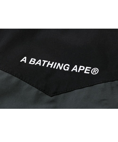 A BATHING APE（アベイシングエイプ）の「BAPE 3 LAYER HOODIE JACKET M（マウンテンパーカー・メンズ・ベージュ/ブラック・LARGE/MEDIUM/XX-LARGE/X-LARGE/SMALL）」の8枚目の写真