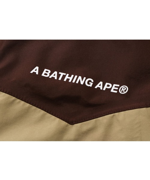 A BATHING APE（アベイシングエイプ）の「BAPE 3 LAYER HOODIE JACKET M（マウンテンパーカー・メンズ・ベージュ/ブラック・LARGE/MEDIUM/XX-LARGE/X-LARGE/SMALL）」の16枚目の写真