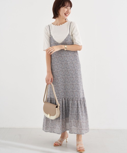 earth music&ecology（アースミュージックアンドエコロジー）の「切り替えキャミワンピース　＊（ワンピース・レディース・ブラック/ブラック系その他/サックスブルー系1・FREE）」の3枚目の写真