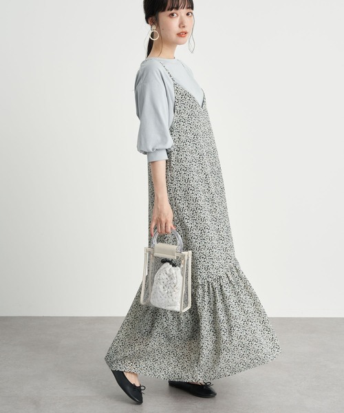 earth music&ecology（アースミュージックアンドエコロジー）の「切り替えキャミワンピース　＊（ワンピース・レディース・ブラック/ブラック系その他/サックスブルー系1・FREE）」の2枚目の写真