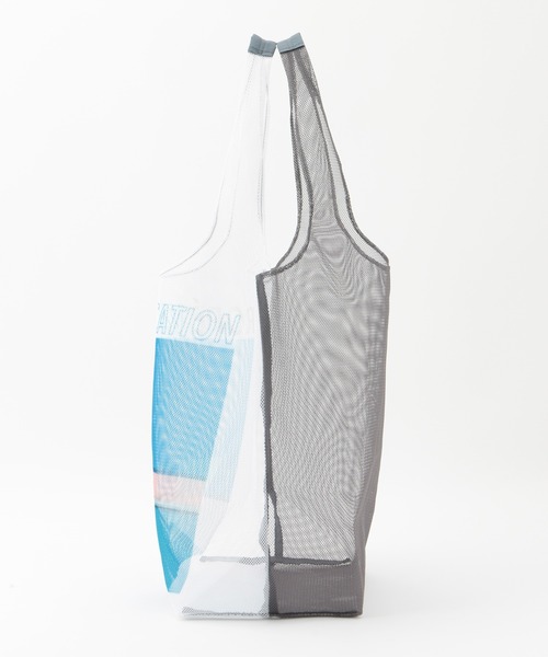 ROPE'（ロペ）の「永井博×ROPE'VACATION Mesh Bag（トートバッグ・レディース・ベージュ/グレー・FREE）」の4枚目の写真