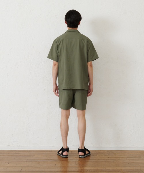 Blue Standard （ブルースタンダード）の「【セットアップ】【BLUE STANDARD】シアサッカー無地オープンシャツ×ショートパンツ（シャツ/ブラウス・メンズ・チャコールグレー/ネイビー/カーキ/アイボリー・MEDIUM/LARGE/X-LARGE）」の22枚目の写真