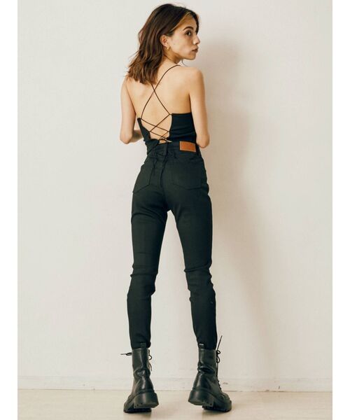 EVRIS(エヴリス)の「スキニーデニムパンツ(デニムパンツ・レディース・ブラック/インディゴブルー・X-SMALL/MEDIUM/SMALL)」の17枚目の写真