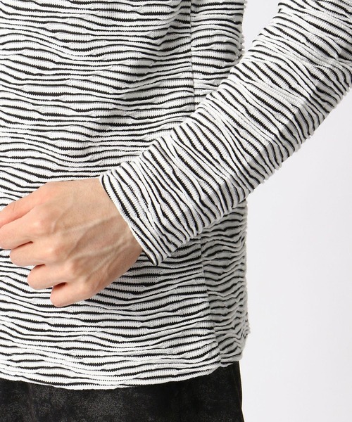 NICOLE CLUB FOR MEN（ニコルクラブフォーメン）の「ウェーブブリスタージャカードＶネックプルオーバー（Tシャツ/カットソー・メンズ・ブラウン系その他/ホワイト×ブラック/グレー系その他/ブラック系その他・LL/M/L）」の14枚目の写真