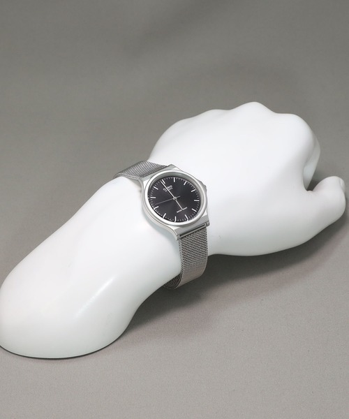 CASIO（カシオ）の「CASIO Collection / MQ-24M-1EJH（アナログ腕時計・メンズ・ブラック×シルバー・FREE）」の5枚目の写真