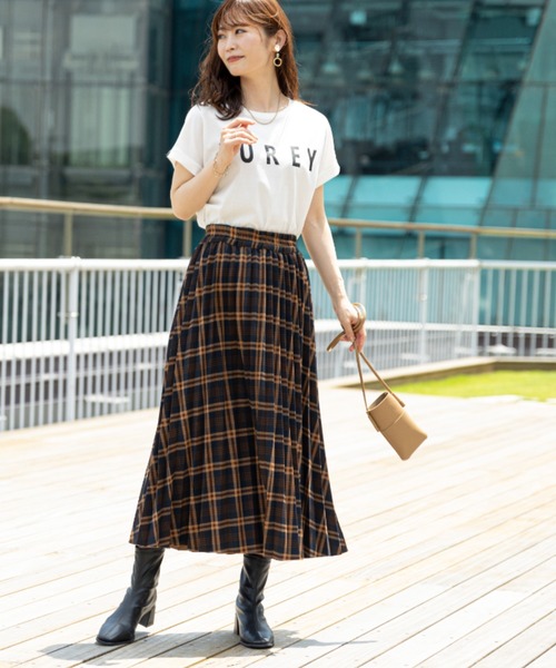 prose verse(プロズヴェール)の「チェック柄リバーシブルスカート(スカート・レディース・ベージュ/ネイビー・MEDIUM)」の2枚目の写真