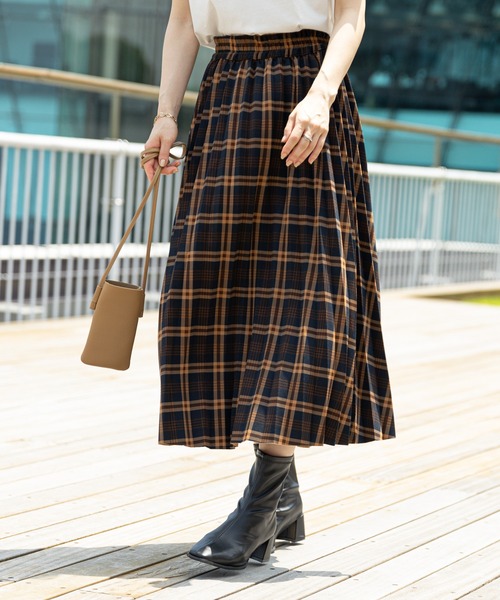 prose verse(プロズヴェール)の「チェック柄リバーシブルスカート(スカート・レディース・ベージュ/ネイビー・MEDIUM)」の8枚目の写真