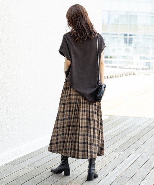 prose verse(プロズヴェール)の「チェック柄リバーシブルスカート(スカート・レディース・ベージュ/ネイビー・MEDIUM)」の3枚目の写真