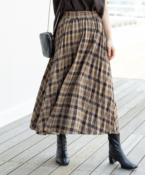 prose verse(プロズヴェール)の「チェック柄リバーシブルスカート(スカート・レディース・ベージュ/ネイビー・MEDIUM)」の12枚目の写真