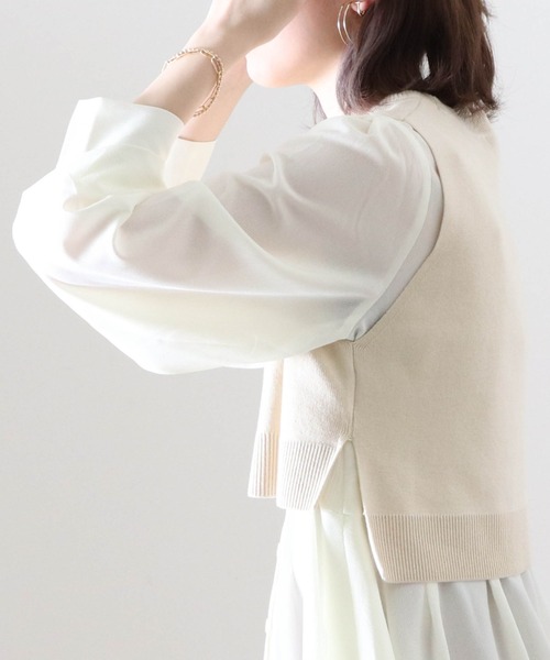 Cheek（チーク）の「ニットベストＳＥＴバンドカラーブラウス（シャツ/ブラウス・レディース・オフホワイト/ブラック/アイボリー・FREE）」の12枚目の写真
