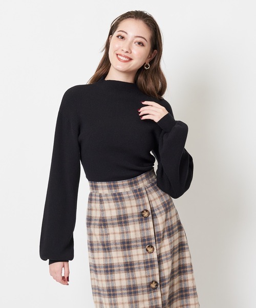 SPIRALGIRL（スパイラルガール）の「ボトルネック袖ボリュームリブニット（Tシャツ/カットソー・レディース・ベージュ/ブラック/オフホワイト・FREE）」の19枚目の写真