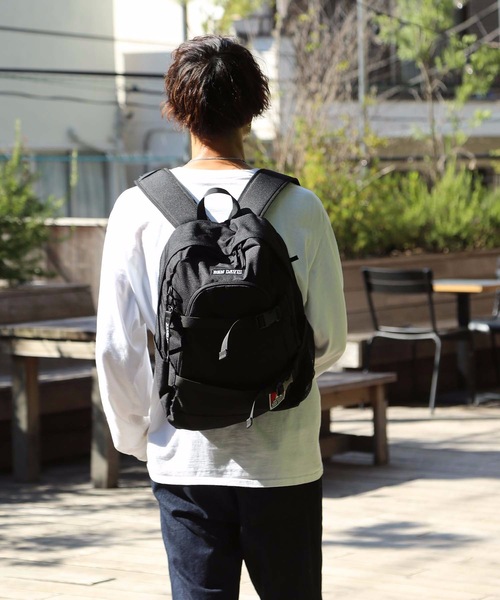 BEN DAVIS(ベンデイビス)の「【BEN DAVIS/ベンデイビス】ワッペンディパック BDW-8147 PCポケット付きバックパック(バックパック/リュック・メンズ・ブラック/パープル/レッド・FREE)」の6枚目の写真