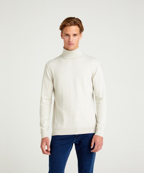 SISLEY(シスレー)の「ストレッチタートルネックニット・セーター(ニット/セーター・メンズ・ブラック/クリーム・SMALL/MEDIUM/LARGE)」の1枚目の写真