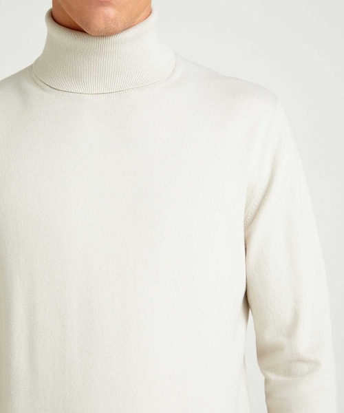 SISLEY(シスレー)の「ストレッチタートルネックニット・セーター(ニット/セーター・メンズ・ブラック/クリーム・SMALL/MEDIUM/LARGE)」の13枚目の写真