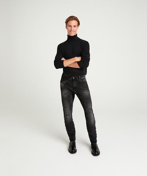 SISLEY(シスレー)の「ストレッチタートルネックニット・セーター(ニット/セーター・メンズ・ブラック/クリーム・SMALL/MEDIUM/LARGE)」の9枚目の写真