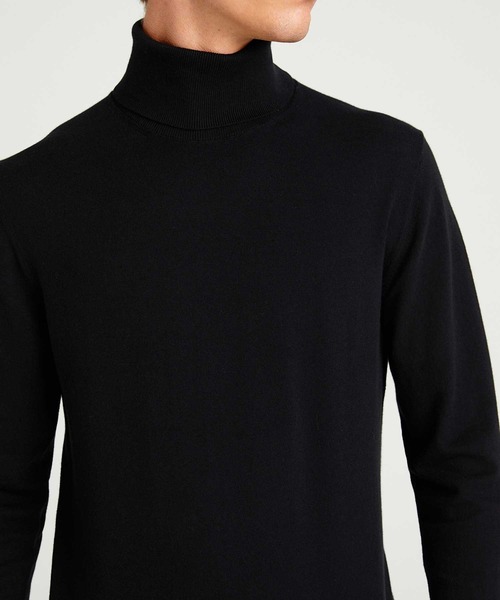 SISLEY(シスレー)の「ストレッチタートルネックニット・セーター(ニット/セーター・メンズ・ブラック/クリーム・SMALL/MEDIUM/LARGE)」の8枚目の写真