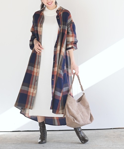 rps（アールピーエス）の「ボリューム袖チェックシャツワンピース（ワンピース・レディース・ブルー/ブラウン/パープル/オレンジ・M）」の4枚目の写真