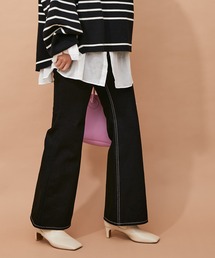 ADAM ET ROPE' | バイカラーステッチフレアデニム(デニムパンツ)