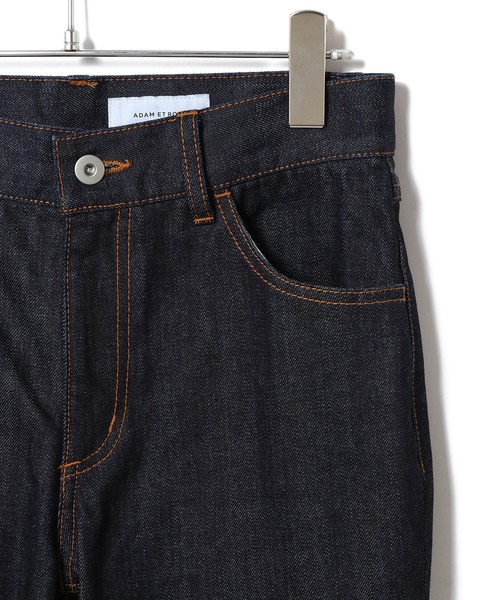 ADAM ET ROPE'（アダムエロペ）の「バイカラーステッチフレアデニム（デニムパンツ・レディース・ブラック/ネイビー・38/36/34）」の14枚目の写真