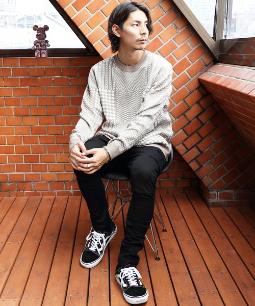 8(eight)(エイト)の「ジャガードクルーネックニット(ニット/セーター・メンズ・グレイッシュベージュ/ブラック・MEDIUM/LARGE)」の21枚目の写真