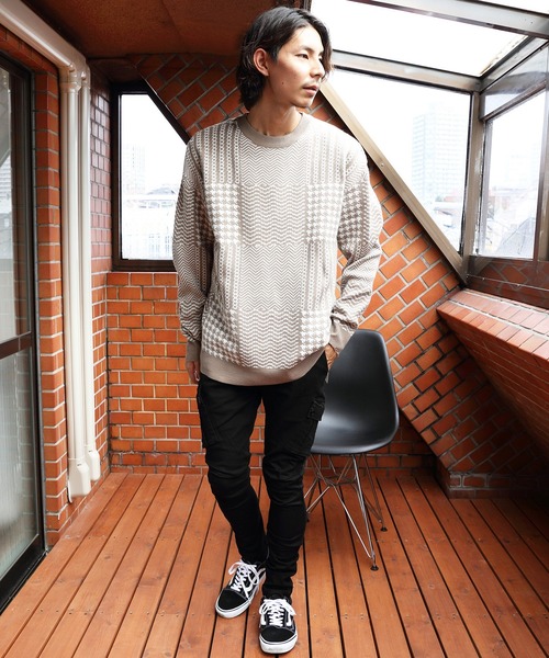 8(eight)(エイト)の「ジャガードクルーネックニット(ニット/セーター・メンズ・グレイッシュベージュ/ブラック・MEDIUM/LARGE)」の20枚目の写真