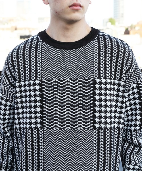 8(eight)(エイト)の「ジャガードクルーネックニット(ニット/セーター・メンズ・グレイッシュベージュ/ブラック・MEDIUM/LARGE)」の13枚目の写真