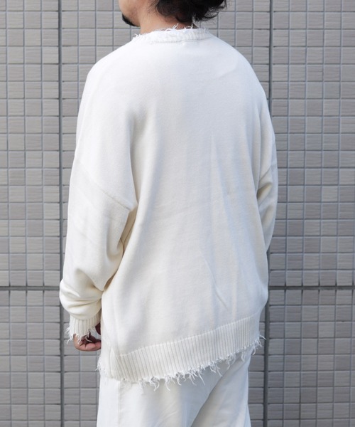 Lulu ＆ Arnie（るるあんどあーにー）の「オーバーサイズ クルーネック ダメージ ニット セーター（ニット/セーター・メンズ・ホワイト/ブラック/ブラウン・MEDIUM/LARGE）」の15枚目の写真
