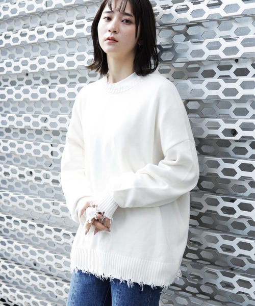 Lulu ＆ Arnie（るるあんどあーにー）の「オーバーサイズ クルーネック ダメージ ニット セーター（ニット/セーター・メンズ・ホワイト/ブラック/ブラウン・MEDIUM/LARGE）」の5枚目の写真