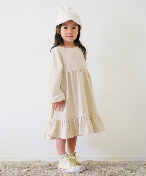 b・ROOM(ビールーム)の「コーデュロイティアードフリルワンピース【PTPR】(ワンピース・キッズ・ピンク/キャメル/アイボリー・120cm/110cm/100cm/130cm/140cm)」の16枚目の写真