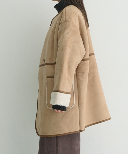 Shelly island（シェリーアイランド）の「フェイクスウェードパイピングノ-カラ-コート（ノーカラーコート・レディース・ベージュ・M）」の5枚目の写真