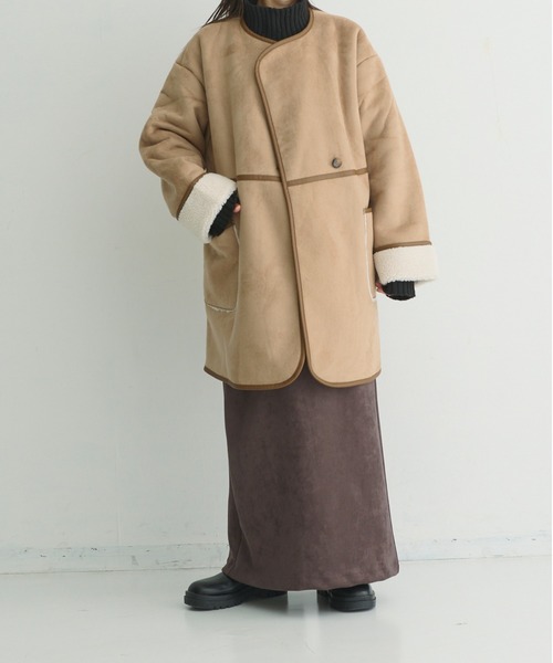 Shelly island（シェリーアイランド）の「フェイクスウェードパイピングノ-カラ-コート（ノーカラーコート・レディース・ベージュ・M）」の7枚目の写真