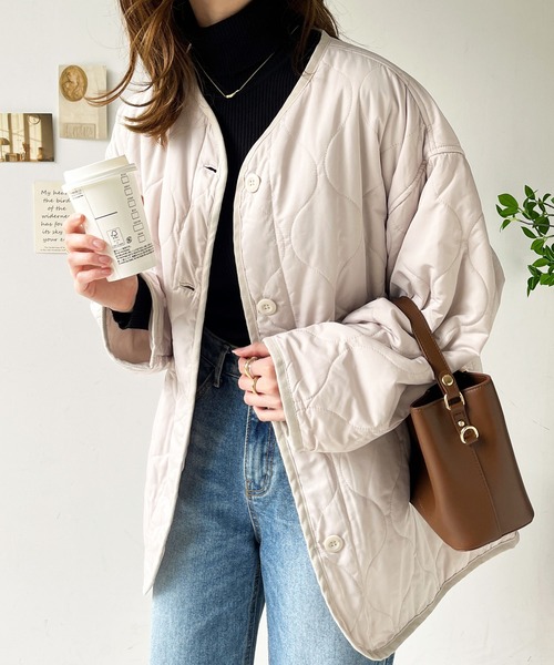 GeeRA（ジーラ）の「波キルティングジャケットコート（ノーカラージャケット・レディース・ブラック/アイボリー/カーキブラウン/ライトカーキ/ダークカーキ・MEDIUM）」の16枚目の写真