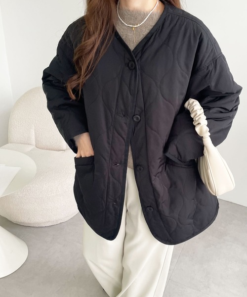 GeeRA（ジーラ）の「波キルティングジャケットコート（ノーカラージャケット・レディース・ブラック/アイボリー/カーキブラウン/ライトカーキ/ダークカーキ・MEDIUM）」の19枚目の写真