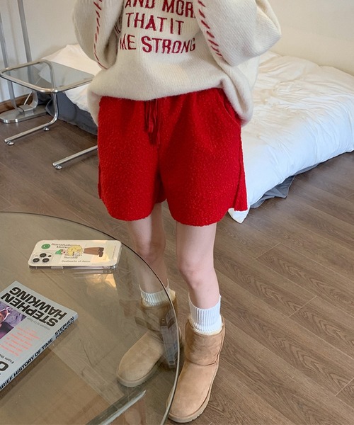 me+em select(ミームセレクト)の「カットオフハイウエストボアショートパンツ(その他パンツ・レディース・ブラック/レッド/アイボリー・FREE)」の13枚目の写真