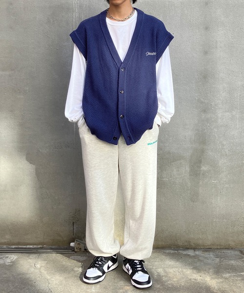 Snap club（スナップクラブ）の「【Snap club】ワンポイント刺繍ニットベスト/カーディガンベスト（ベスト・メンズ・ブラック/オレンジ/ブルー/ライトグリーン/アイボリー・M/L）」の21枚目の写真