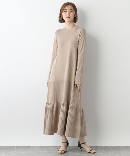 A part by（アパートバイ）の「スソプリーツニットワンピース　270348（ワンピース・レディース・ライトブルー/ブラック/ベージュ/ブルー/オレンジ系5・FREE）」の8枚目の写真