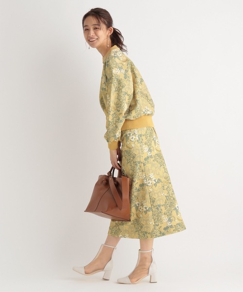 Andemiu(アンデミュウ)の「【セットアップ対応】ゴブランプルオーバー266457(スウェット・レディース・グレー/イエロー/ライトベージュ・FREE)」の7枚目の写真