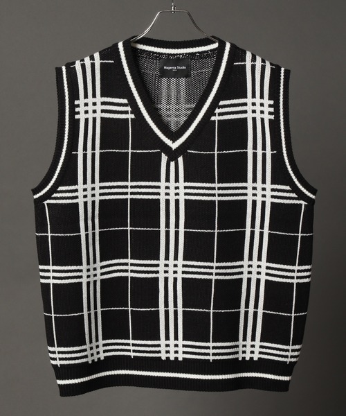 CORPUS　SELECT（コーパストーキョー）の「Oversized Window Pane  Knit Vest/ビッグシルエット ウィンドペンチェック ニットベスト（ベスト・メンズ・ブラック/ベージュ/ブラウン/サックスブルー・FREE）」の10枚目の写真