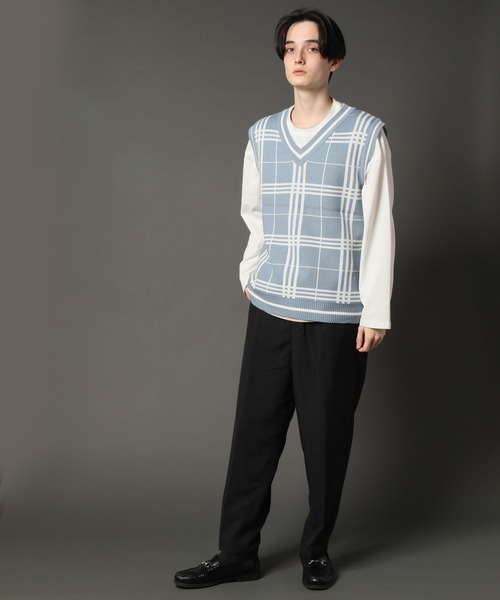 CORPUS　SELECT（コーパストーキョー）の「Oversized Window Pane  Knit Vest/ビッグシルエット ウィンドペンチェック ニットベスト（ベスト・メンズ・ブラック/ベージュ/ブラウン/サックスブルー・FREE）」の17枚目の写真