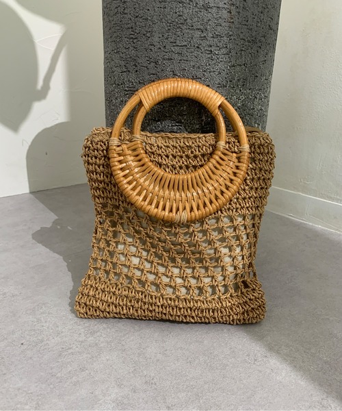 Chez toi（シェトワ）の「ラタン丸ハンドルショルダーバッグ（かごバッグ・レディース・ダークブラウン/アイボリー/キャメル・FREE）」の4枚目の写真