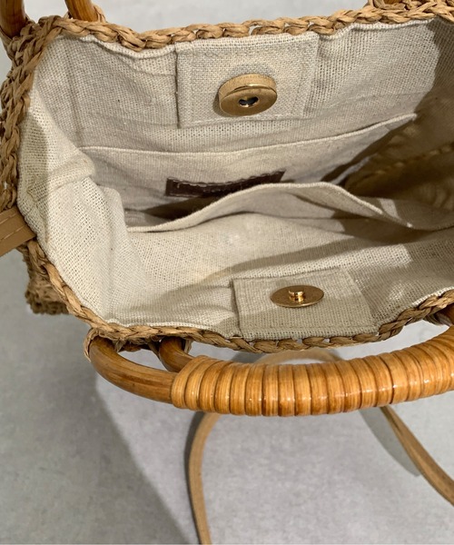 Chez toi（シェトワ）の「ラタン丸ハンドルショルダーバッグ（かごバッグ・レディース・ダークブラウン/アイボリー/キャメル・FREE）」の11枚目の写真