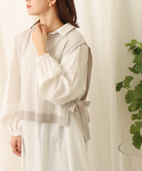 libelle more（リベル モア）の「幾何学柄ショート丈ベスト（ベスト・レディース・ブラック/ライトグレー/アイボリー/カーキ・M）」の3枚目の写真