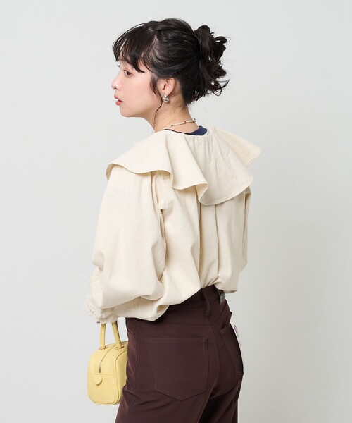 FREAK'S STORE（フリークスストア）の「デニムフリルシャツ（シャツ/ブラウス・レディース・ネイビー/オフホワイト/ブルー・ﾌﾘ-）」の10枚目の写真